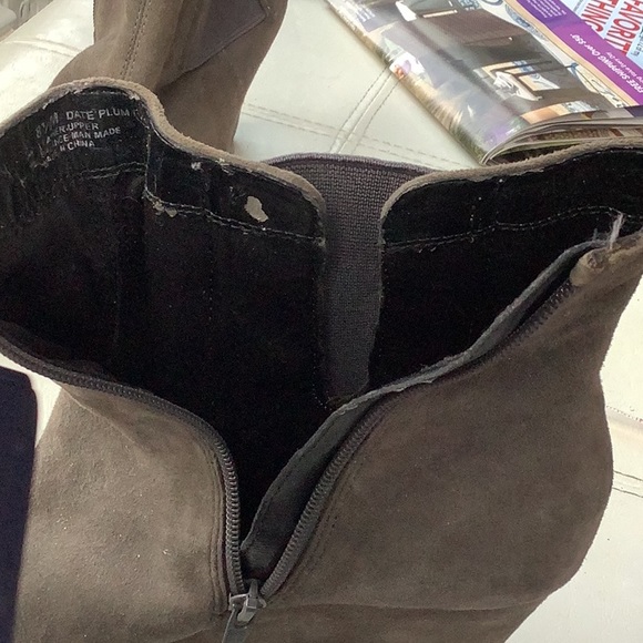 Aersoles grey suede boots - Picture 8 of 8